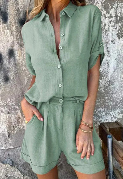 LIVIA  | The Airy Linen Set